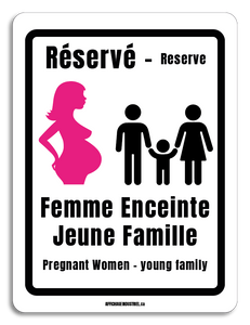 Stationnement- Femme enceinte jeune famille